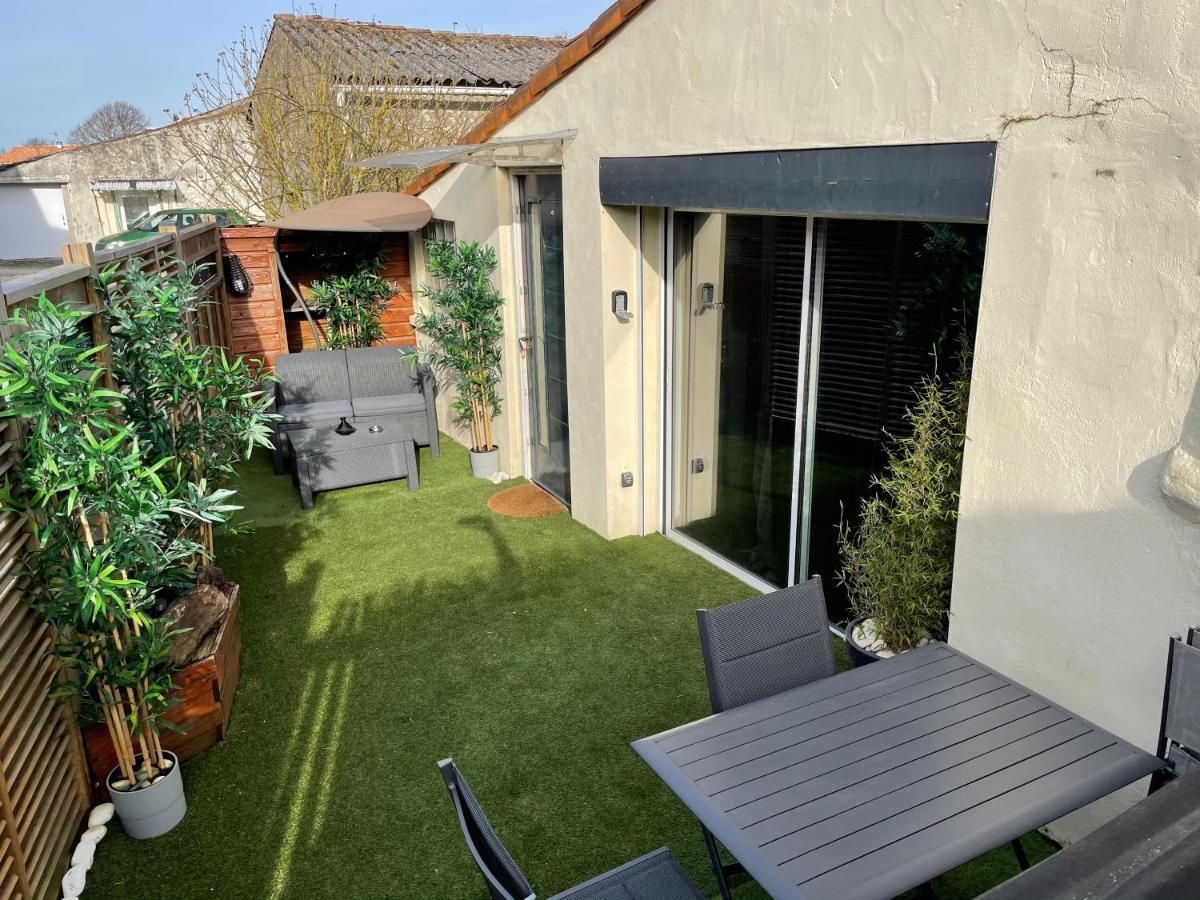 Love Suites & Spa "Le Loft" Avec Jacuzzi Privatif Médis 外观 照片