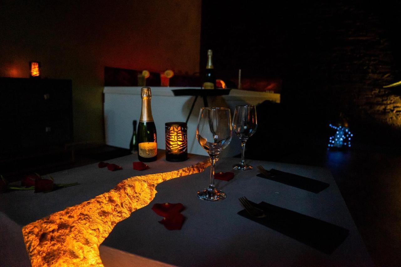 Love Suites & Spa "Le Loft" Avec Jacuzzi Privatif Médis 外观 照片